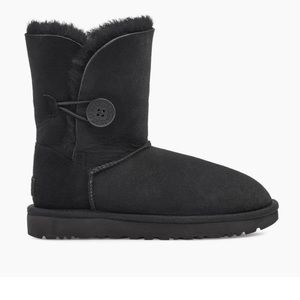UGG Bailey Button Boot